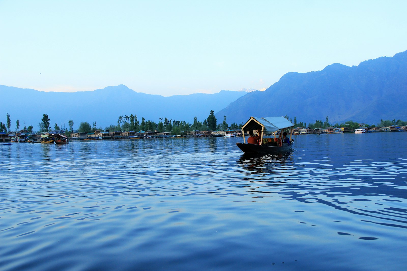 Kashmir Paradise Tour
